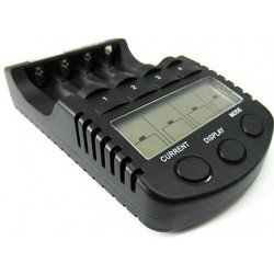 Kroviklis AA/AAA C3 su LCD